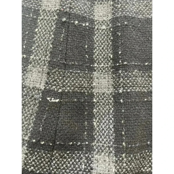 DKNY Women’s Wool Trench Coat Size 8 Grey/ Black Plaid Button up Lined pockets - Picture 8 of 10